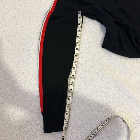 Express crop top sweater - Picture 3 of 6